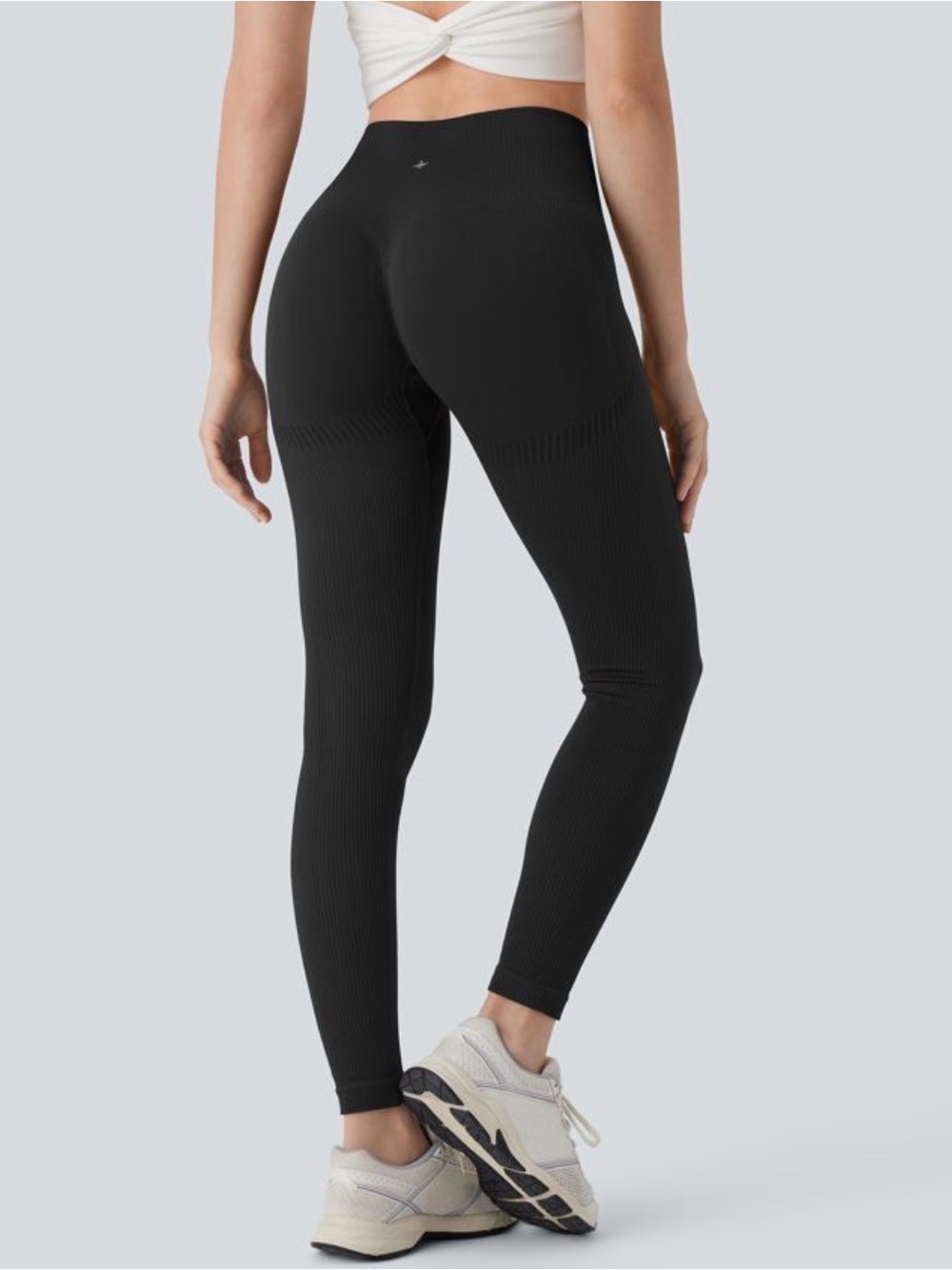 HALARA Black High-Waist Seamless Ribbed Leggings